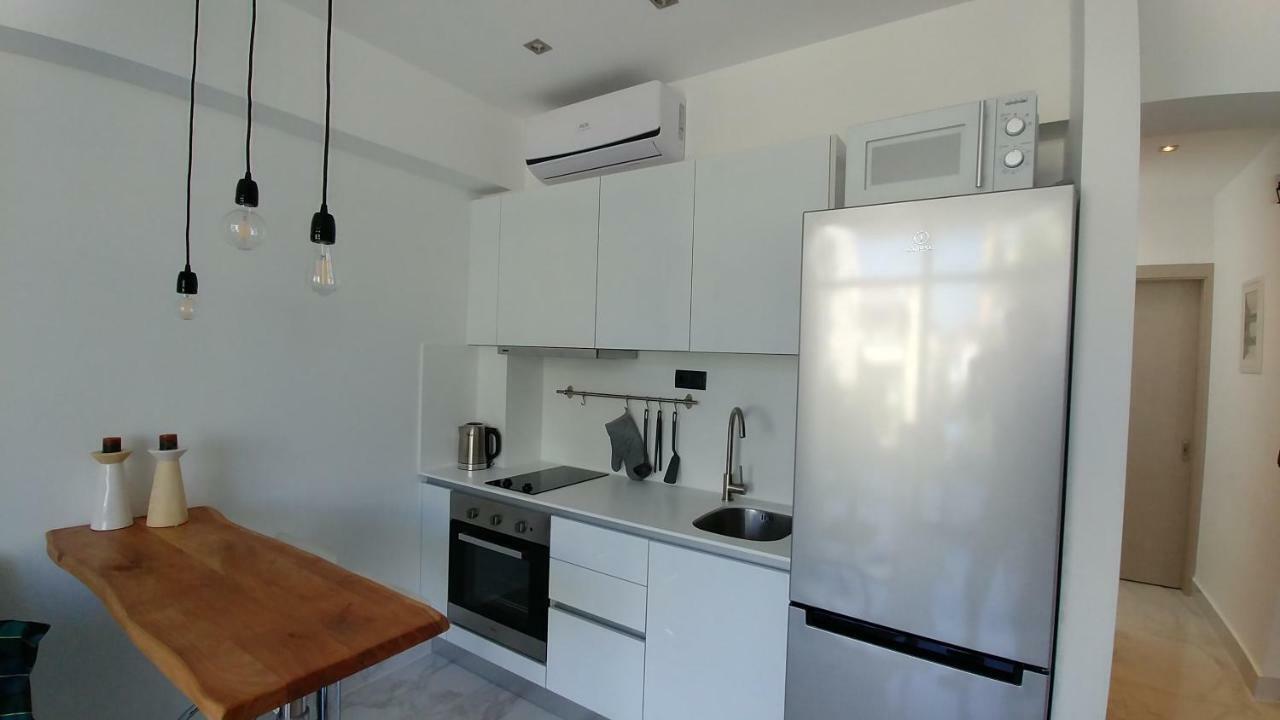 Opensky Lux Apartment Kallithea  Exterior photo